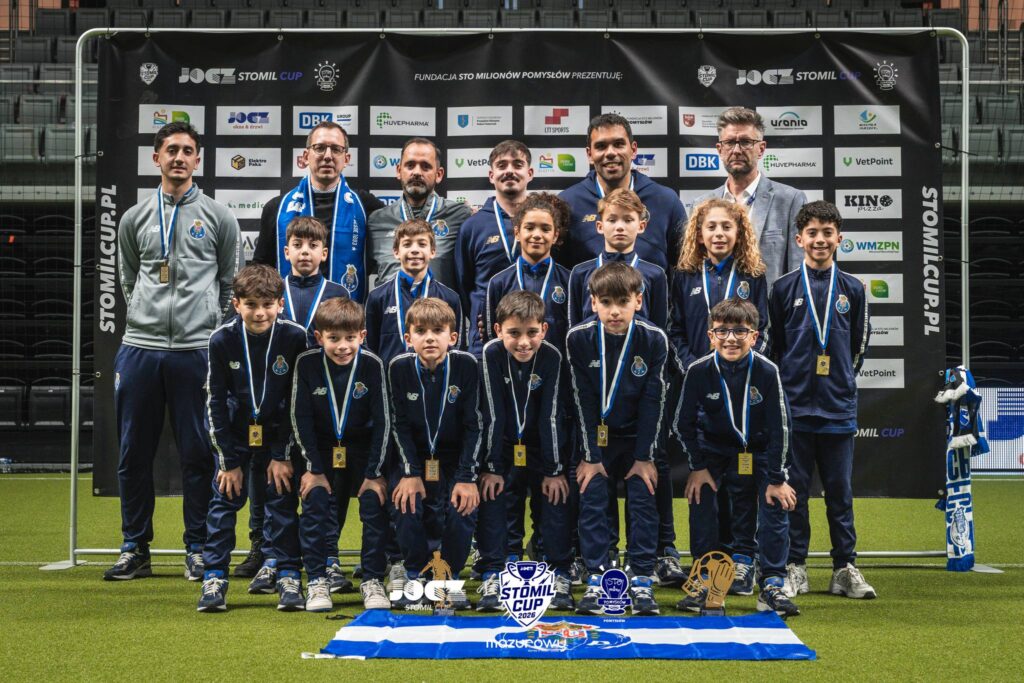 FC Porto po zwycięstwie w turnieju U-10 JOCZ Stomil Cup 2026